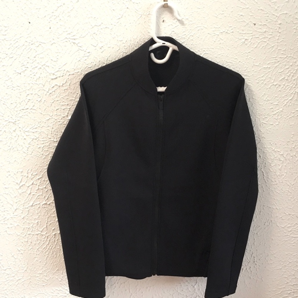 Lululemon lightweight jacket